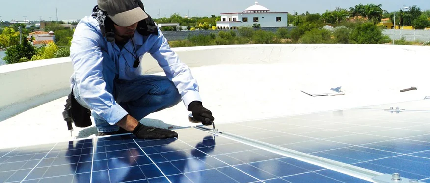 Choosing the Right Rooftop Solar Developer